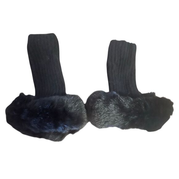 Black Faux Fur Boot Cuffs – Warm Plush Ankle Covers for Winter Boots - Picture 5 of 7